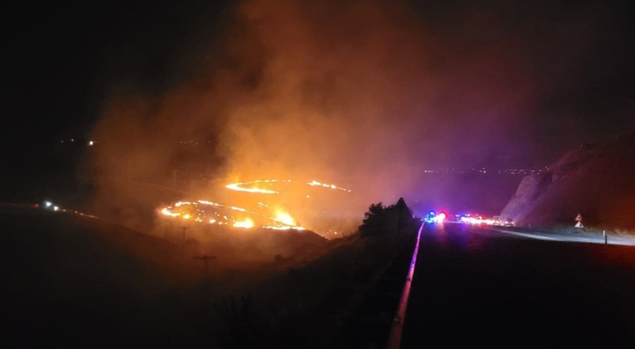 Malatya'da dağlık alanda yangın!