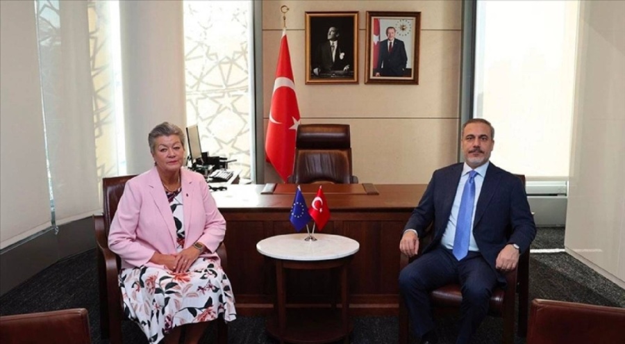 Bakan Fidan, AB Komisyonu'nun İçişlerinden Sorumlu Üyesi Johansson ile bir araya geldi