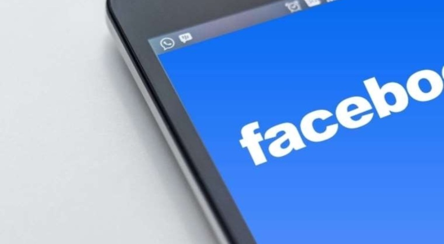 Facebook logosunda değişikliğe gitti