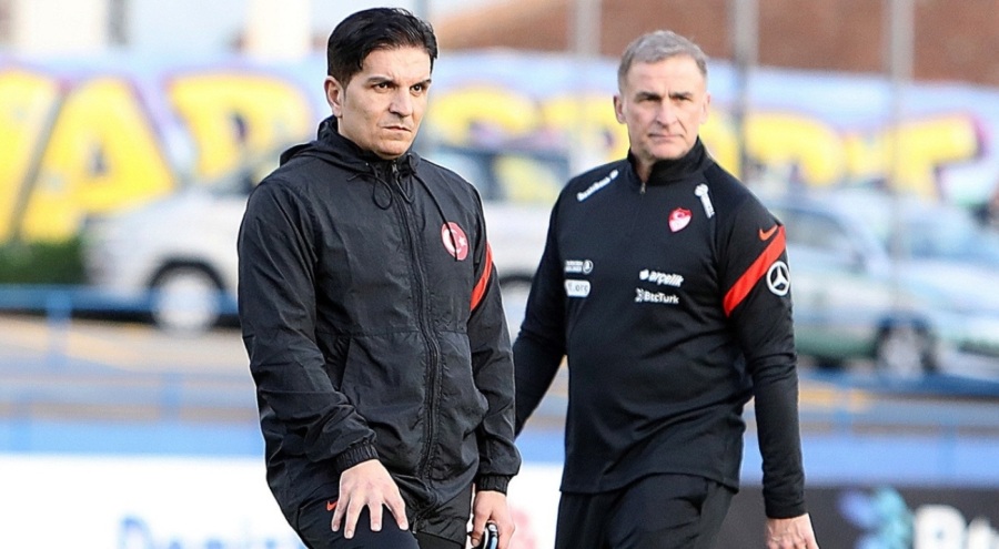 A Milli Takım'da bir ayrılık daha yaşandı