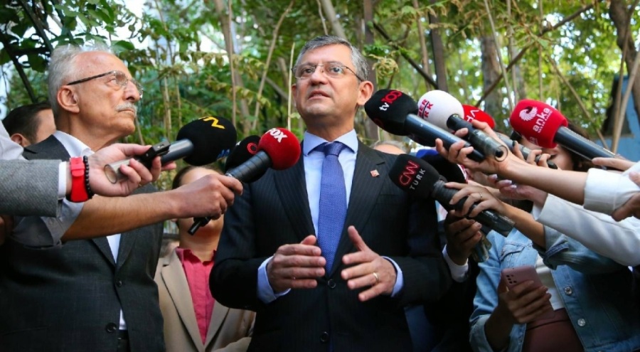 Eski CHP'li Biçer'den Özgür Özel iddiası: Üstüme yürümesini partililer engelledi