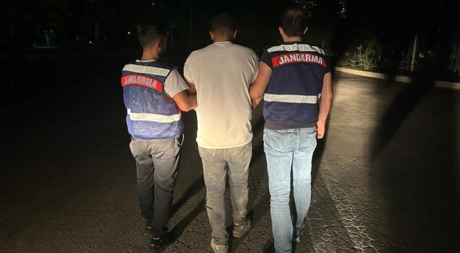 Kaçak yollarla Türkiye'ye girmeye çalışan PKK'lı terörist yakalandı