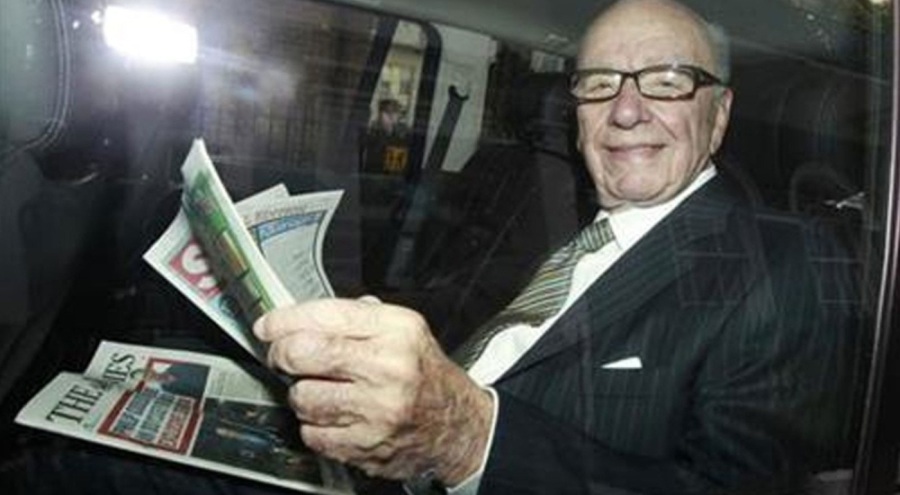 News Corp ve Fox News'in yöneticisi Rupert Murdoch, koltuğu oğluna devrediyor