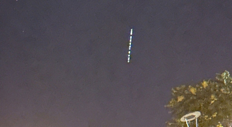 Erzincan semalarında Starlink uyduları görüldü
