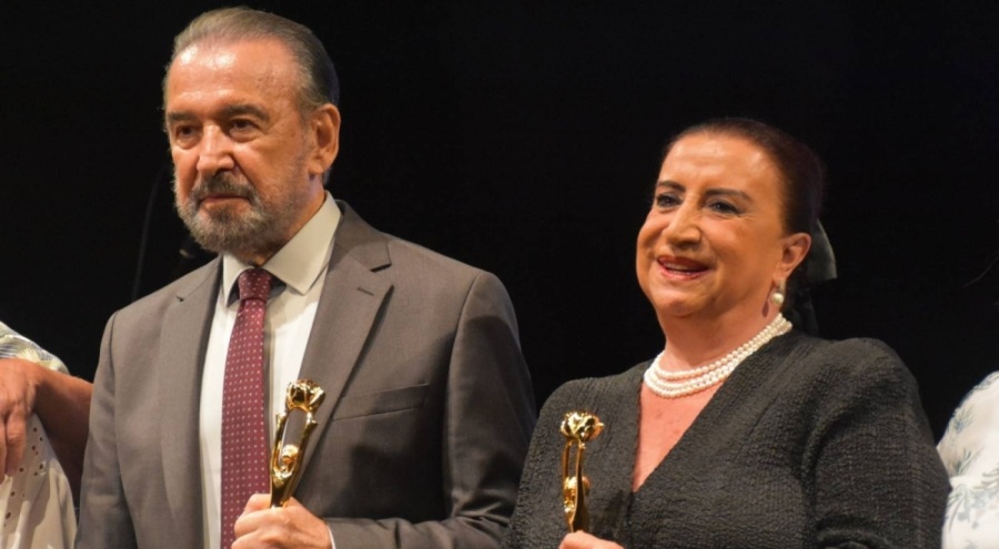 Altın Koza'da Perran Kutman ve Cihan Ünal'a Onur Ödülü takdim edildi