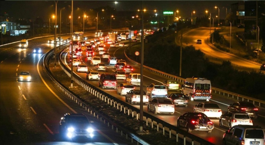 Trafiğe kaydı yapılan araç sayısı yükseldi