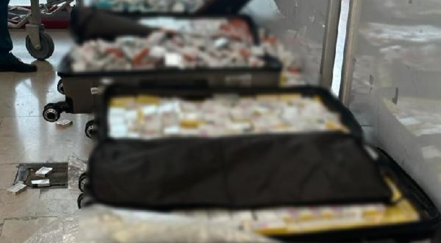 7 bin 500 paket elektronik sigara tütünü ele geçirildi