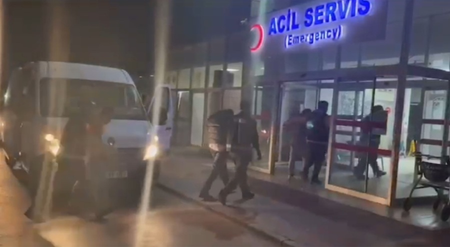 Ayvalık'ta 7 organizatör ile 14 düzensiz göçmen yakalandı