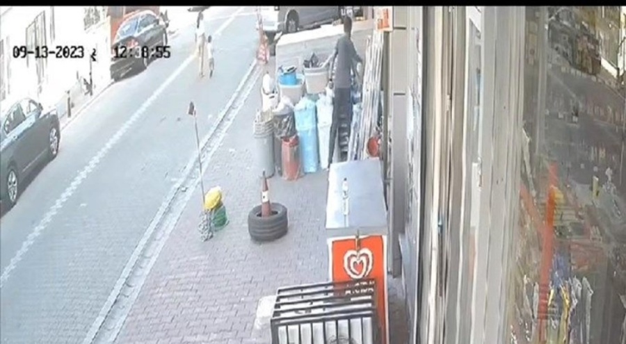 Esenyurt'ta kedi kavgasında yoldan geçen kurye yaralandı