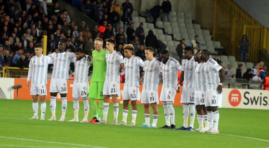 Beşiktaş'ta Mert Günok performansıyla güven veriyor