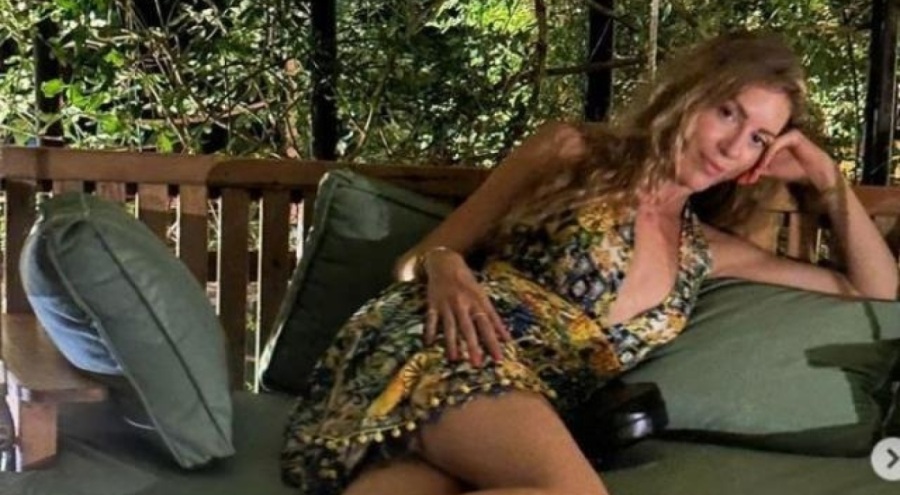 Sinem Kobal'dan olay paylaşım