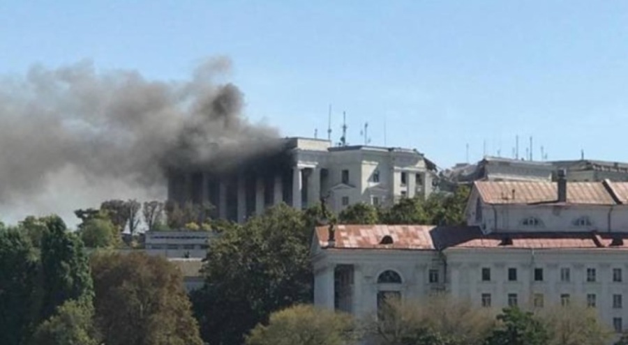 Rus donanmasına füze saldırısı