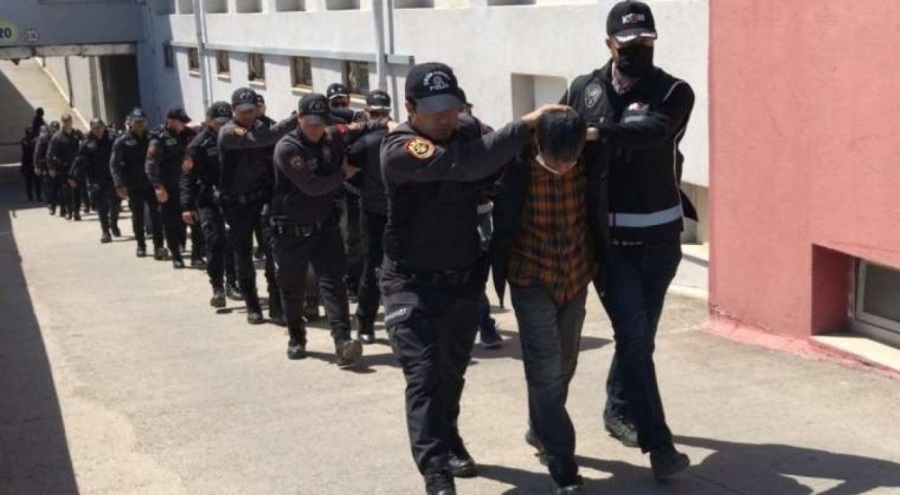 "Şirinler" çetesine operasyon! Çok sayıda gözaltı