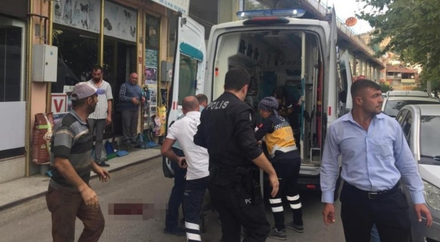 Kastamonu'da şüpheli ölüm: 3'üncü kattan düşen 18 yaşındaki Funda yaşamını yitirdi