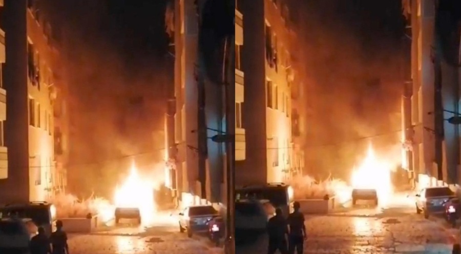 Park halindeki otomobil alev alev yandı