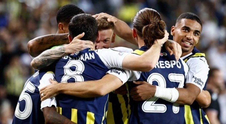 Fenerbahçe'nin Alanyaspor kamp kadrosu belli oldu