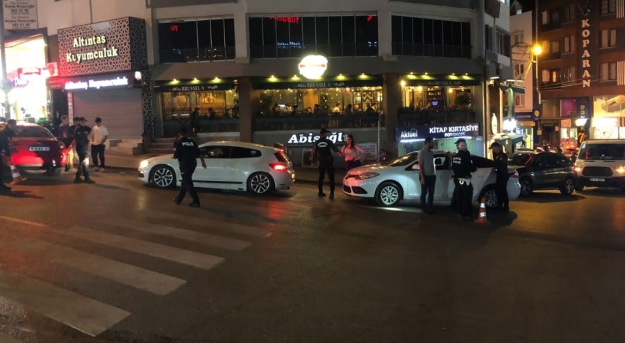 Bursa'da huzur operasyonu! 3 kişi gözaltına alındı, 87 bin lira para cezası kesildi