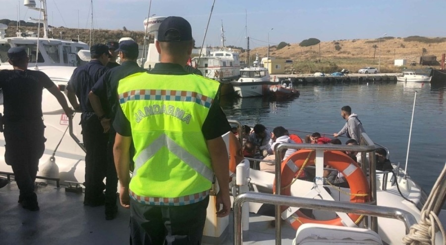 Çanakkale'de 25 Suriye uyruklu göçmen yakalandı