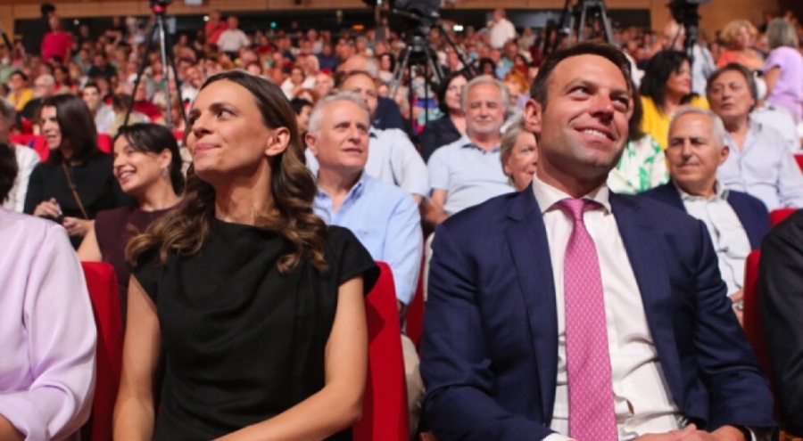 Yunanista'da ana muhalefet partisinin liderlik seçimini Kasselakis kazandı