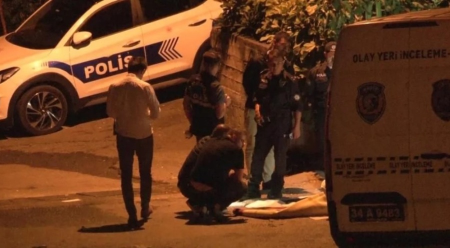 Halıya sarılı cesedi yolun ortasına atıp kaçtılar!