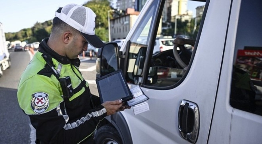 3 bin 996 okul servisine ceza kesildi