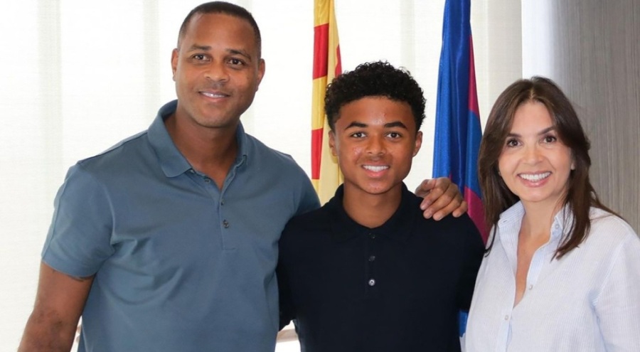 Adana Demirspor'un teknik direktörünün oğlundan Barcelona imzası