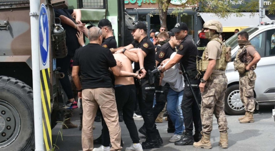 İzmir'de adliye yakınındaki çatışma çıkmıştı! 21 şüpheli gözaltına alındı