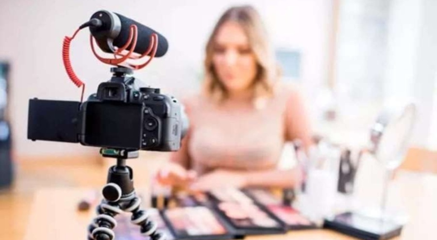 Üniversitede 'influencer'lık bölümü açıldı