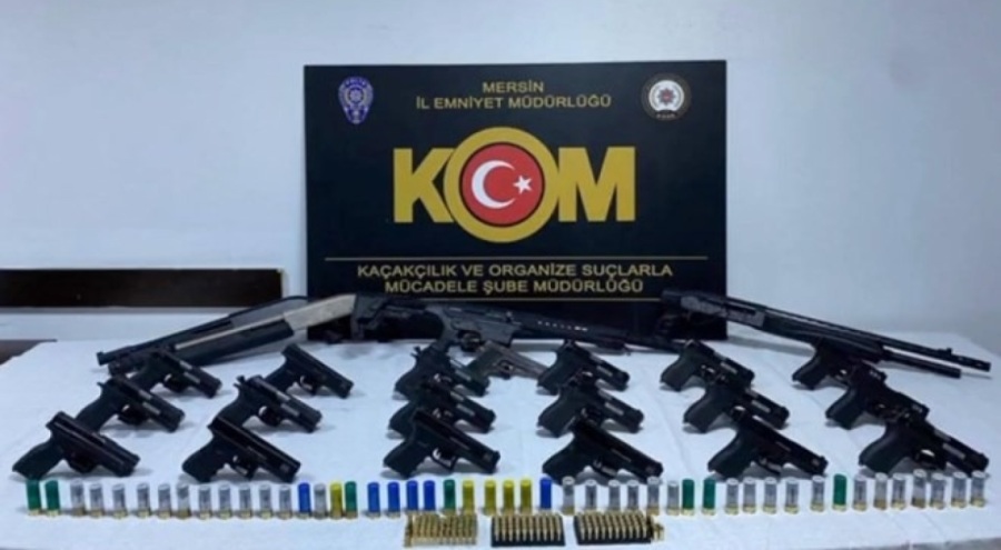 Bursa dahil 12 ilde silah kaçakçılığı operasyonu! 217 ruhsatsız silah ele geçirildi