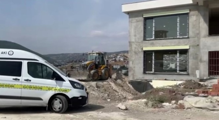 Bulduğu tüfeği denerken arkadaşını öldürdü