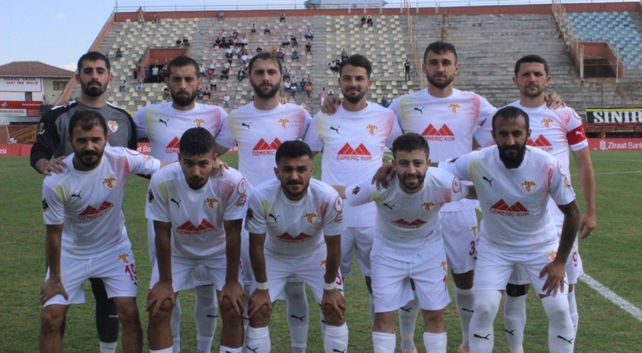 Ziraat Türkiye Kupası: Edirnespor: 1 - Çorlu 1947:2