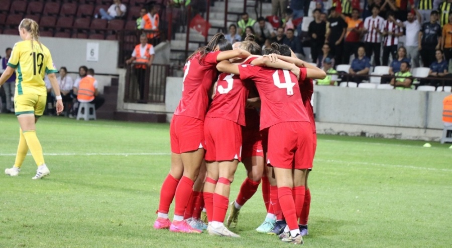 Kadın A Milli Takımımız, Litvanya'yı 2 golle yendi