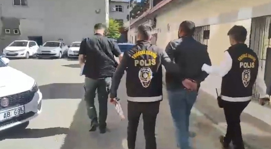 Sahte ev ilanlarıyla kapora toplayan dolandırıcı tutuklandı