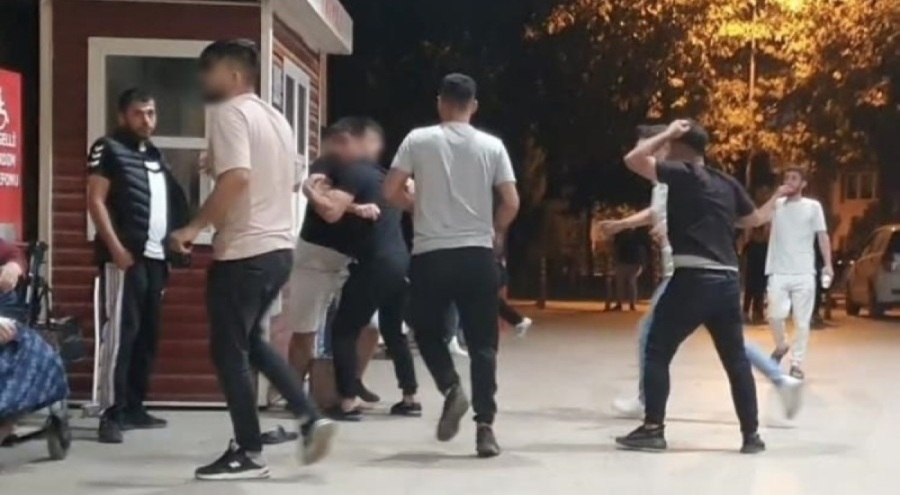 Bursa'da hastanede arkadaşına silah çekerek tehdit eden kişi tutuklandı