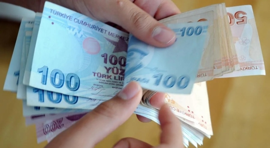 Milyonlarca emeklinin gözü emekli maaşlarında!