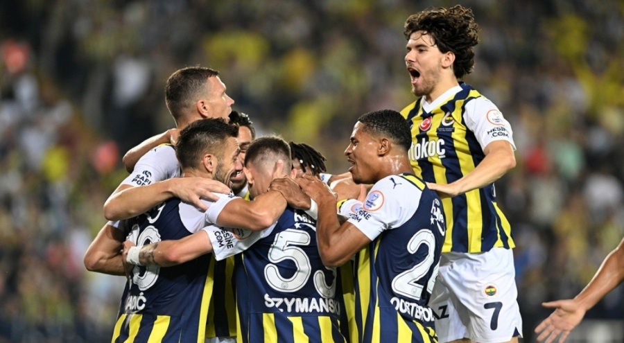 Fenerbahçe, Başakşehir'i 4-0 mağlup etti!