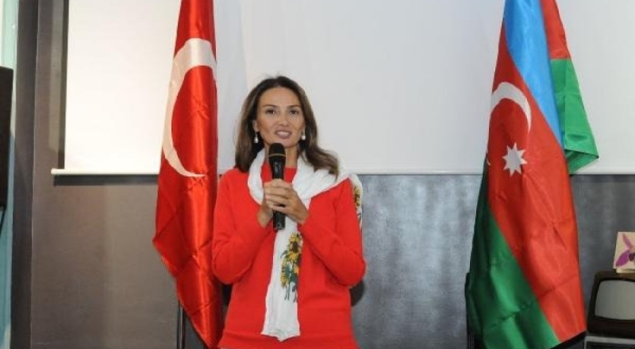 Azerbaycanlı Milletvekili Ganire Paşayeva yaşamını yitirdi