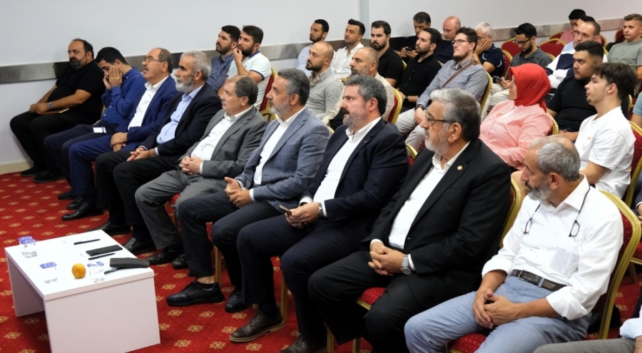 MÜSİAD Bursa'da "Aile Şirketlerinde Verimlilik ve Sürdürülebilirlik" sunumu yapıldı