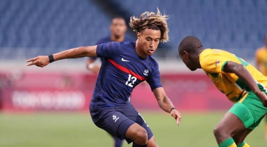 Alexis Beka Beka, viyadük üstüne çıkıp intihara teşebbüs etti