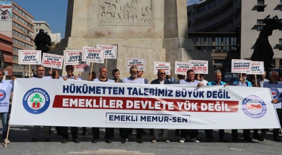 Memur emeklilerinden seyyanen zam çağrısı!