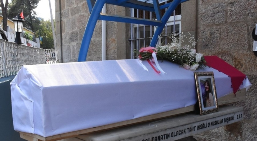 Oyuncu Seda Fettahoğlu toprağa verildi