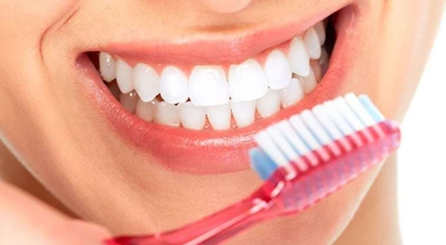 Uzmandan uyarı: Diş fırçanızı tuvaletten mümkün olduğu kadar uzak tutun!