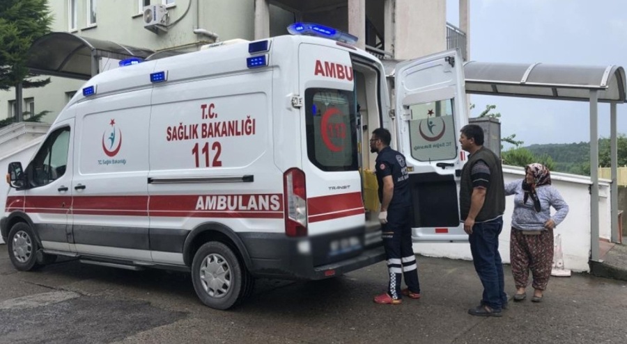 Zonguldak'ta kadın balkondan düşerek can verdi