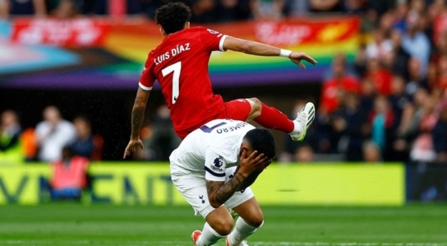 Tottenham, Liverpool'u devirdi