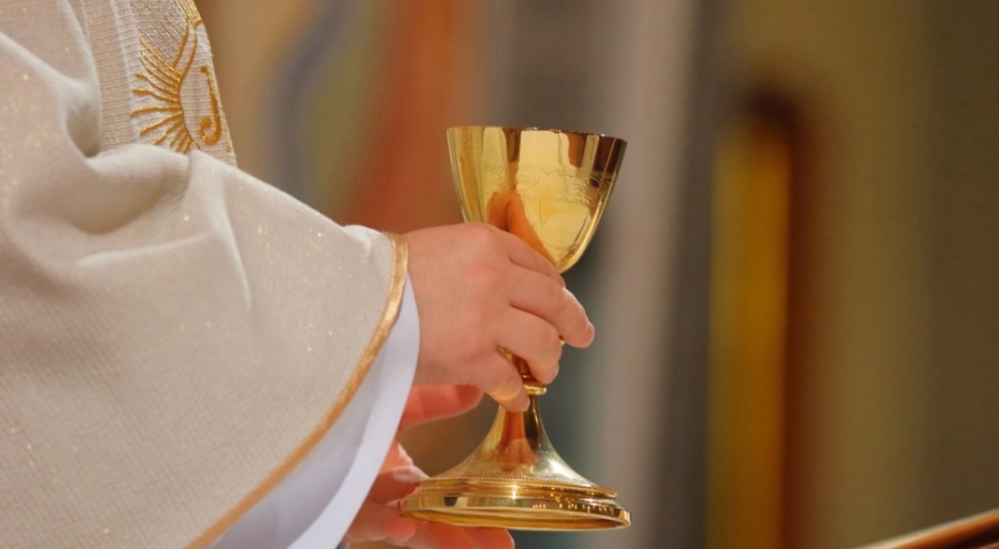 İsviçre Katolik Kilisesi'nde cinsel istismar skandalı!