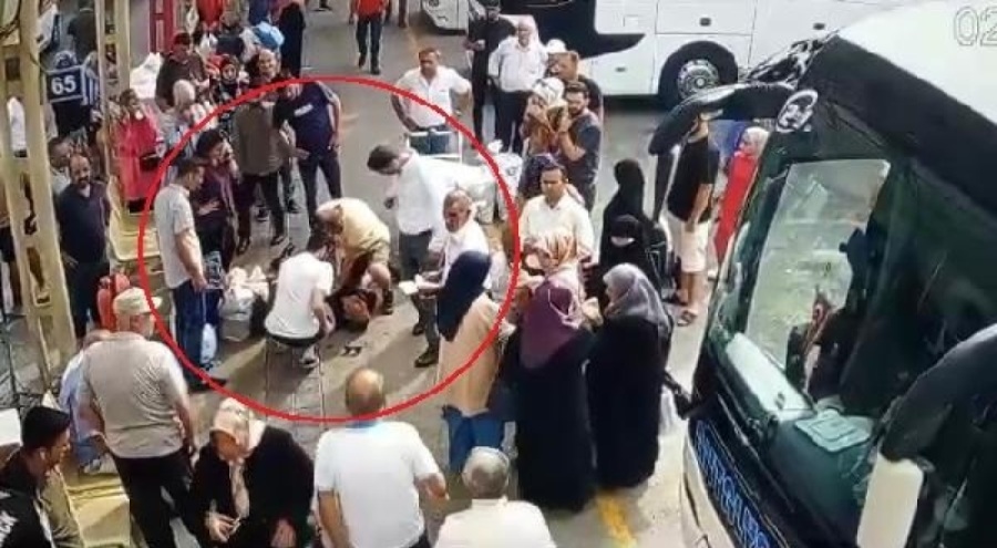 Bursa'da terminalde yolcular yumruklu kavga esnasında kalp krizi geçirdi!