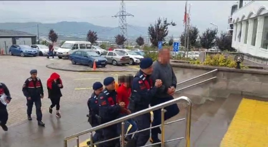 Bursa'da uyuşturucu tacirlerine darbe