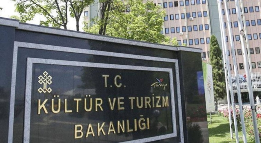 Kültür ve Turizm Bakanlığı yüzlerce sözleşmeli sanatçı alacak