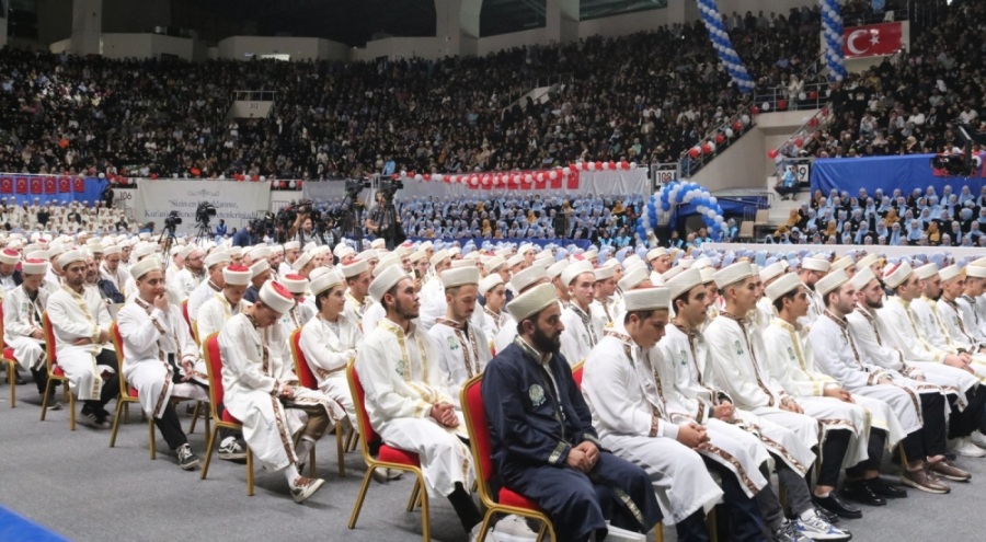 Bursa'da bin 843 hafız icazet aldı