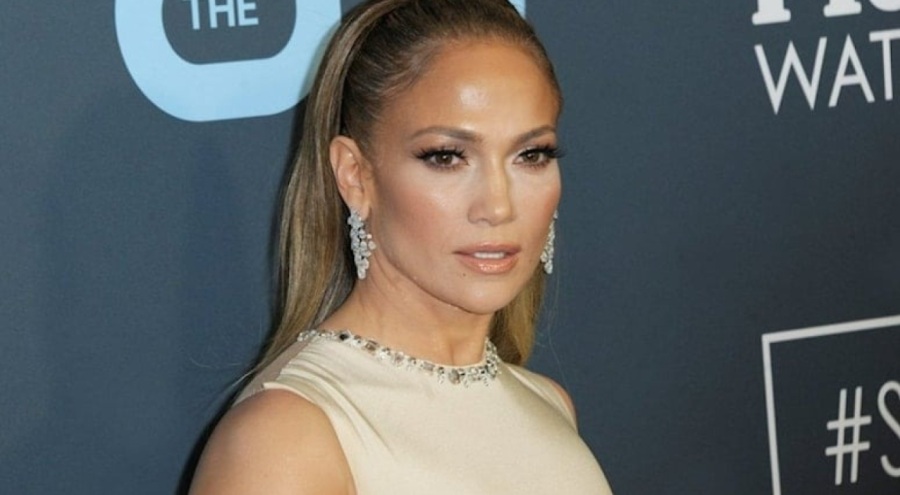 Jennifer Lopez'den annelik itirafı